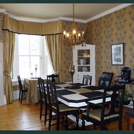 Quartermain House Bed & Breakfast Fredericton Esterno foto